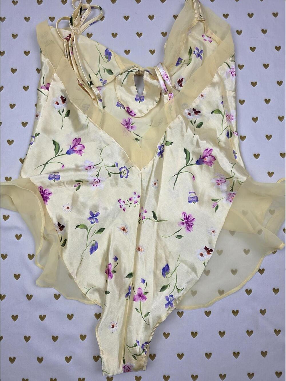 Victorias Secret Yellow Satin Flutter VINTAGE Heart Tag Teddy Floral XS - Picture 5 of 6